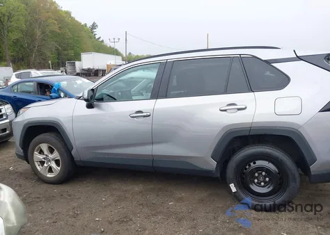 2021 Toyota Rav4 Xle from USA, damaged, VIN 2T3P1RFV3MC247132